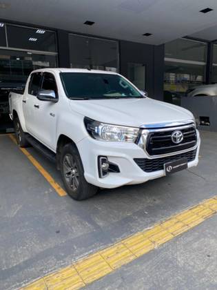 TOYOTA HILUX 2.8 SRV 4X4 CD 16V DIESEL 4P AUTOMÁTICO TOYOTA HILUX 2.8 SRV 4X4 CD 16V DIESEL 4P AUTOMÁTICO